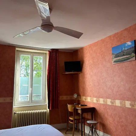 Hotel Des Ducs Nevers Exterior photo