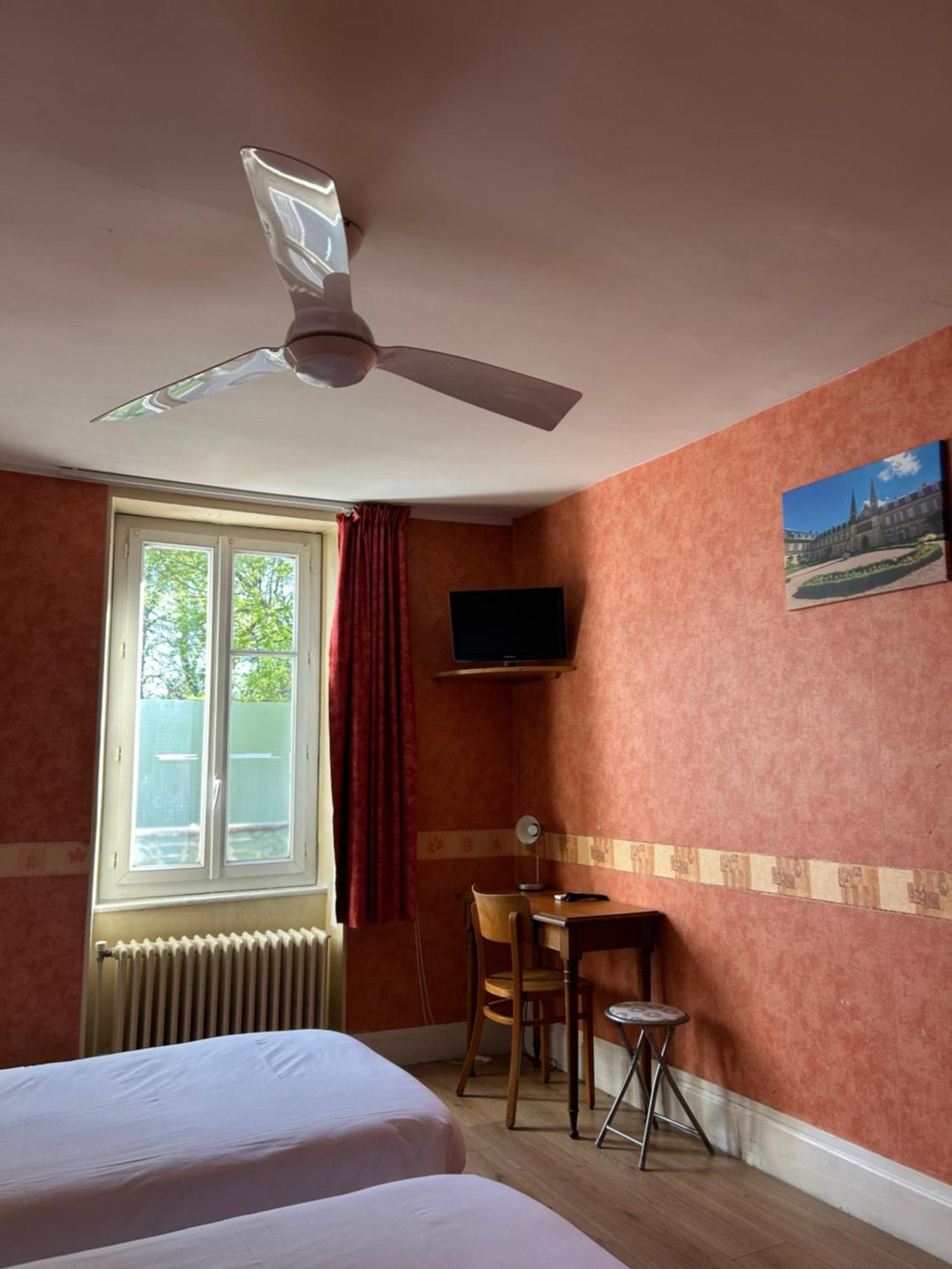 Hotel Des Ducs 2*